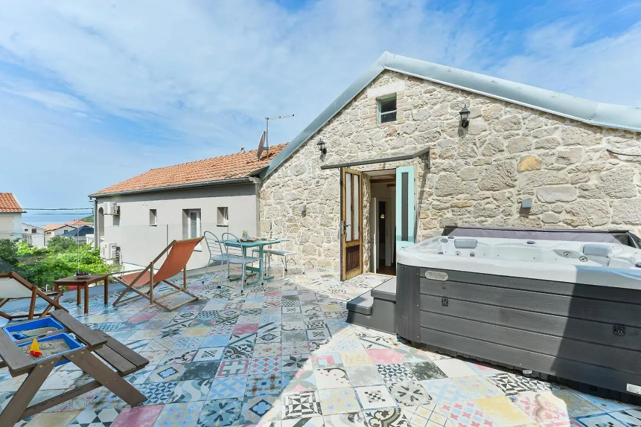 Holiday House With A Parking Space Pakostane, Biograd - 18982 פאקוסטאן